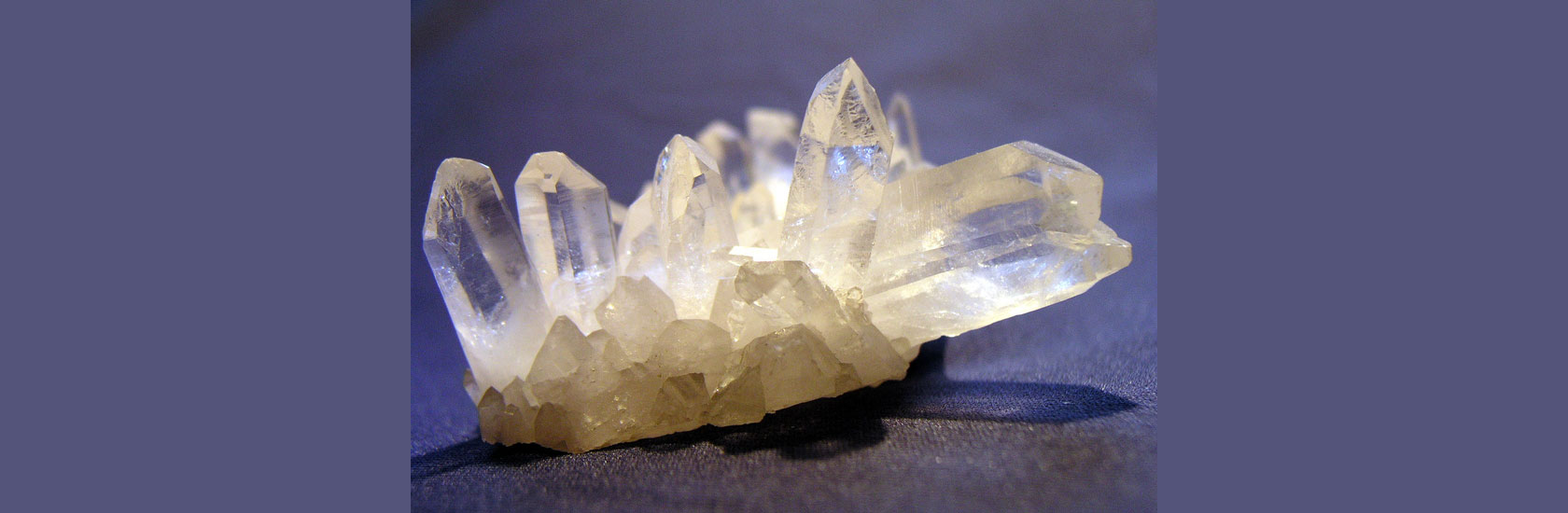 weißer Kristall
